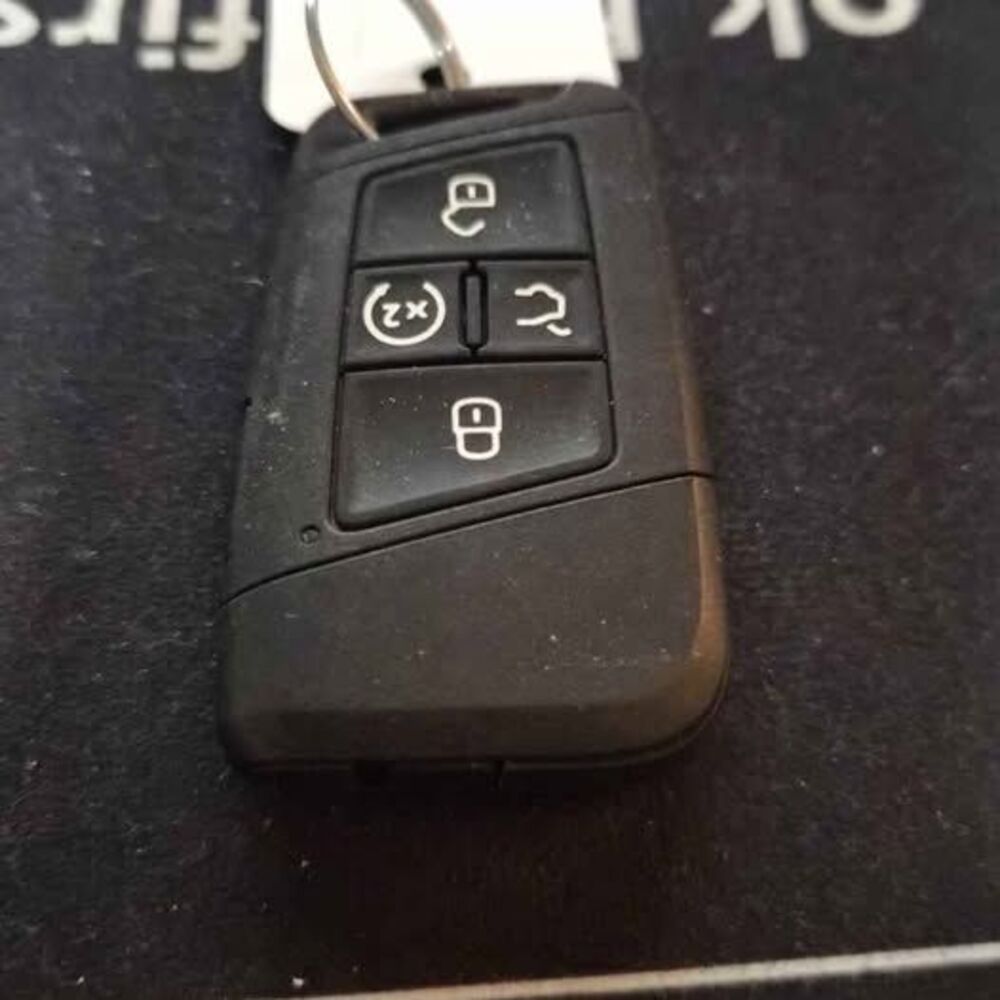 2023 Volkswagen Atlas 4-Button Key Fob Remote pre-owned